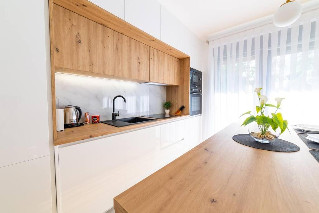 Apartman Lux Self Check-In 维罗维蒂察 外观 照片