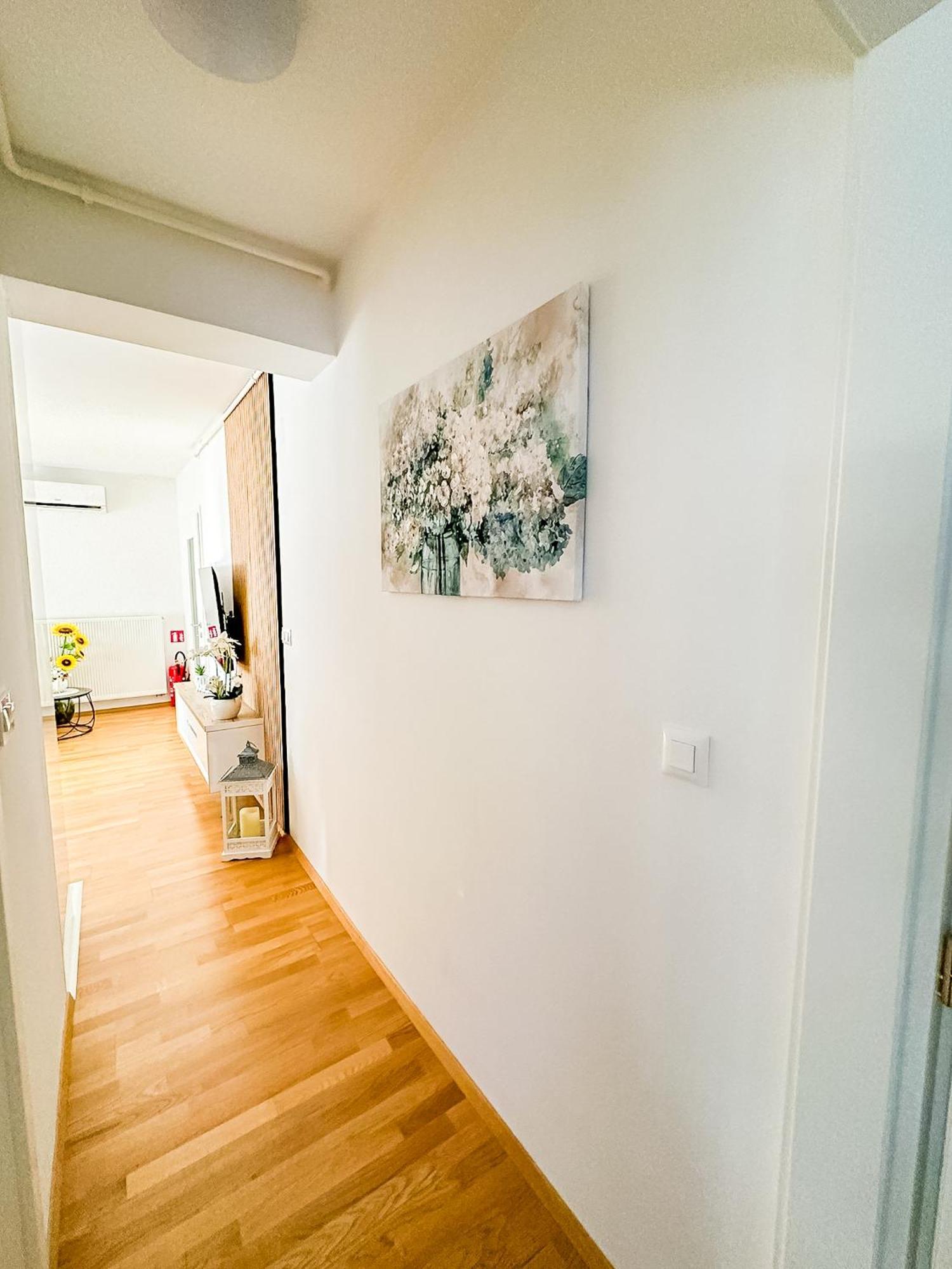 Apartman Lux Self Check-In 维罗维蒂察 外观 照片